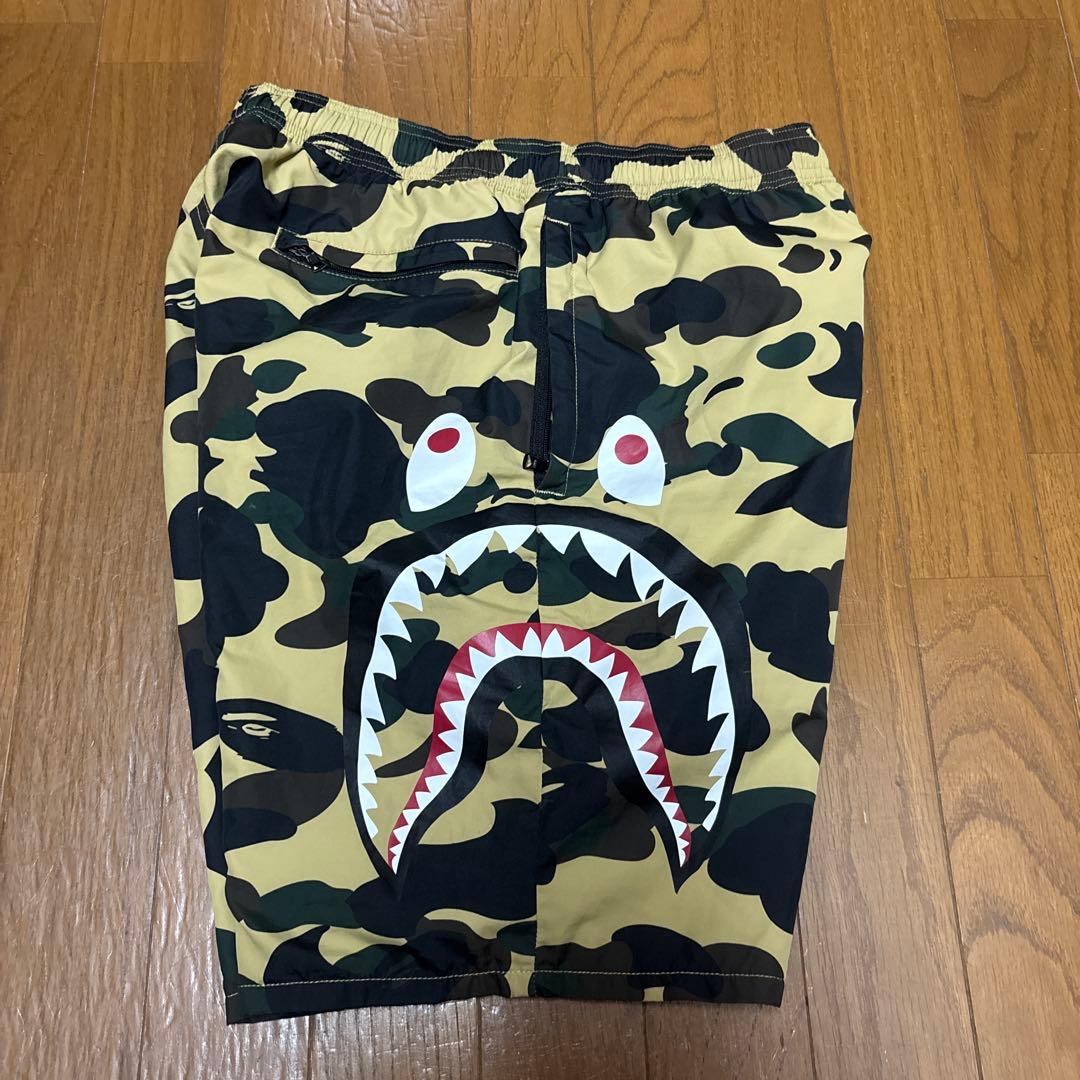 A BATHING APE ショートパンツ M