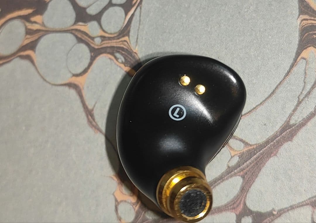 AVIOT TE-W1-PNK ピヤホン8 ハイレゾ