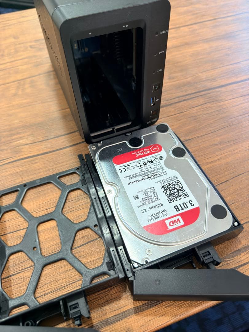 Synology DS718+ NAS ,WD HDD 3T×1台