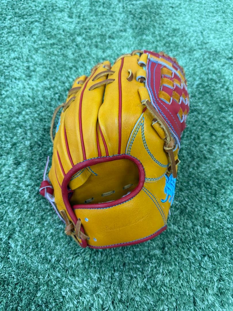 WAGYU和牛　硬式グローブ　イエローとレッド