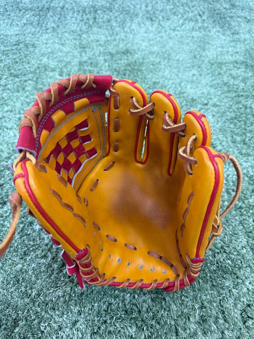 WAGYU和牛　硬式グローブ　イエローとレッド