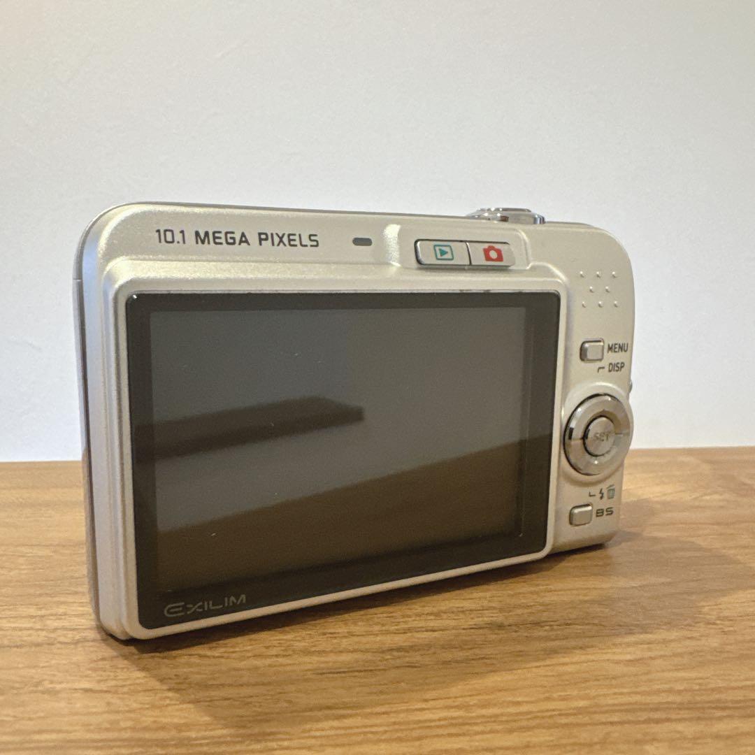 CASIO EXILIM EX-Z1050 コンパクトデジタルカメラ