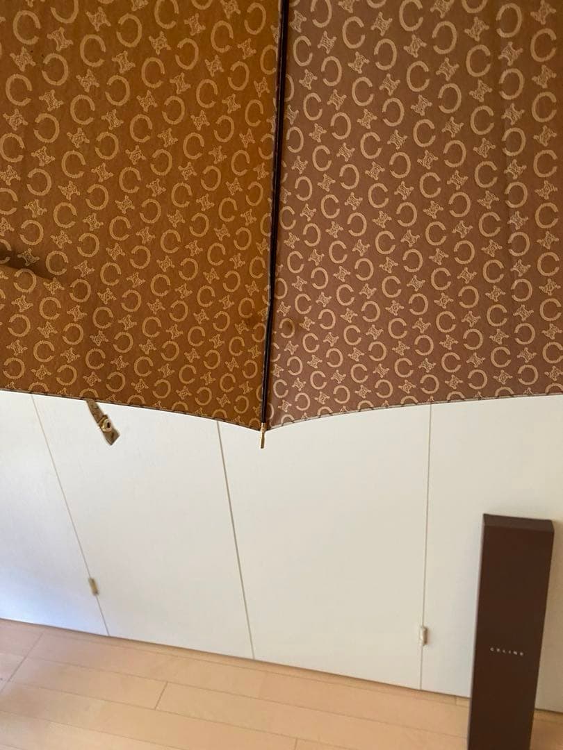 A*a様 Celine セリーヌ マカダム柄 ベージュ長傘 木製ハンドル 専用ケ