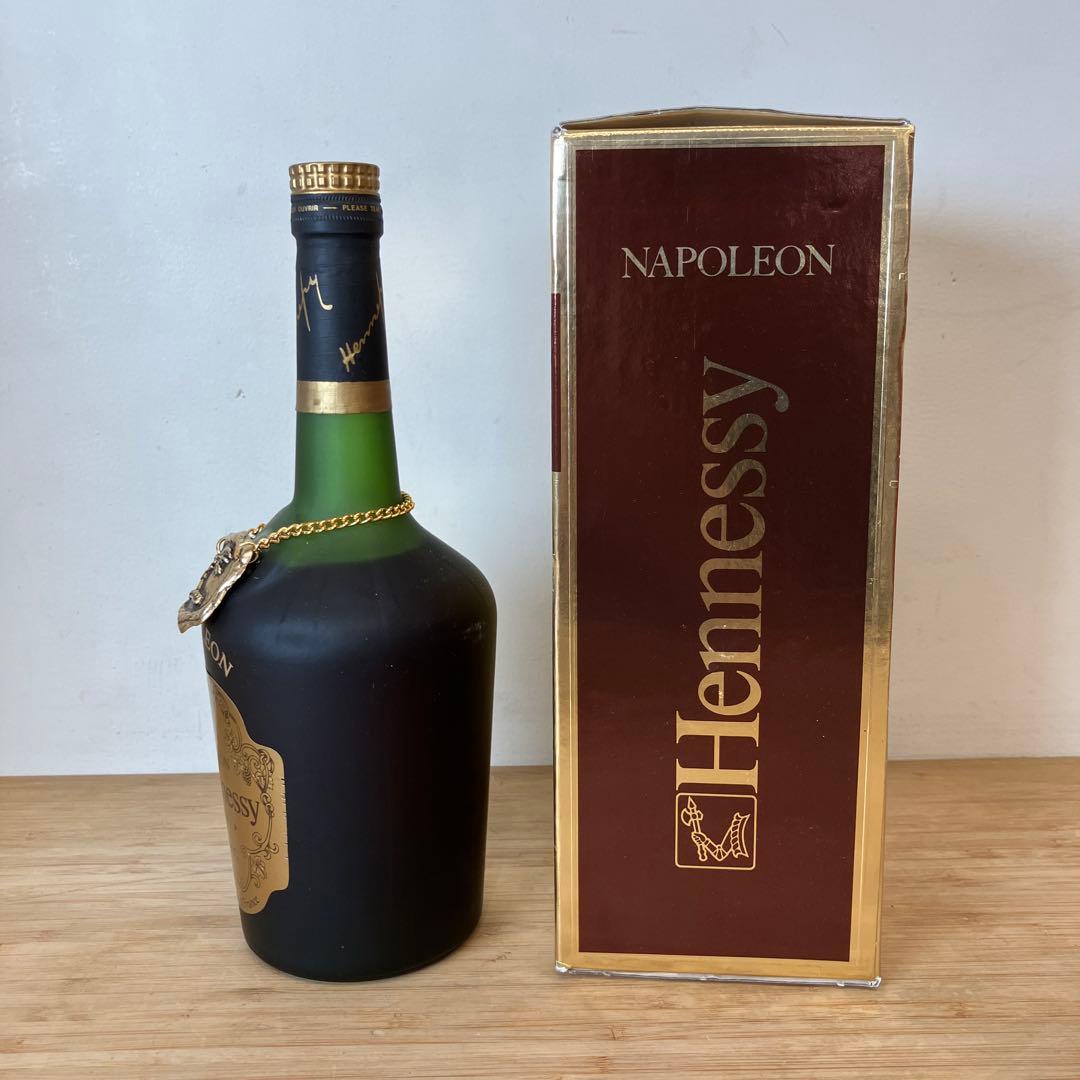 未開栓 700ml Hennessy ヘネシー ナポレオン コニャック 箱入り