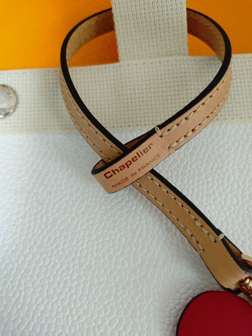 ☆美品☆エルベシャプリエ1660VGレザーストラップ チャーム