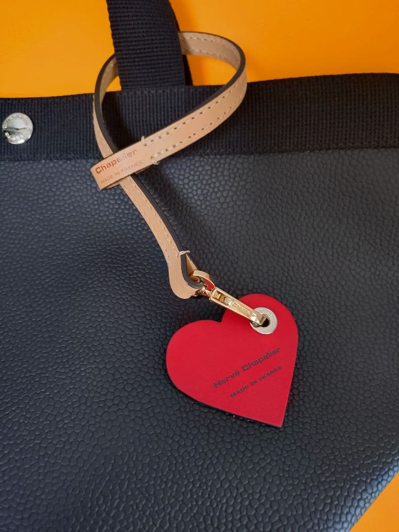 ☆美品☆エルベシャプリエ1660VGレザーストラップ チャーム