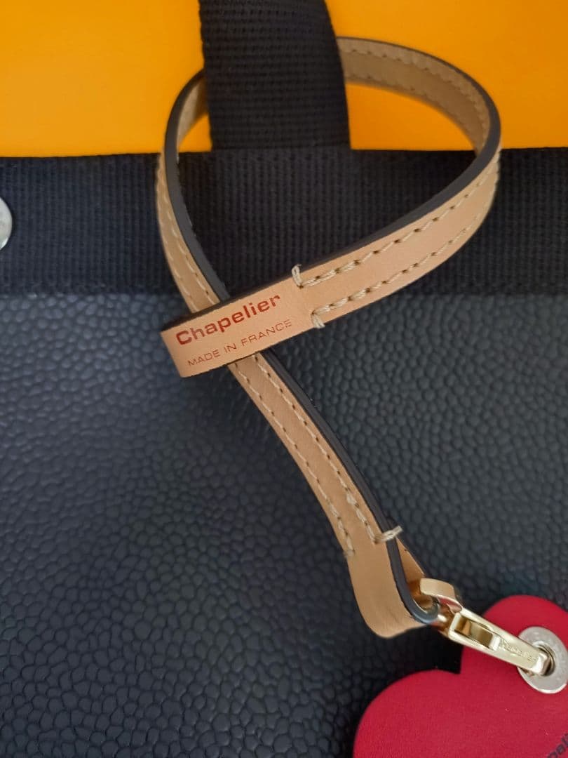 ☆美品☆エルベシャプリエ1660VGレザーストラップ チャーム