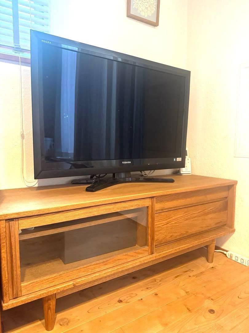 unico AV・TVボードキャビネット オーク材 テレビ台 ガラス扉付き