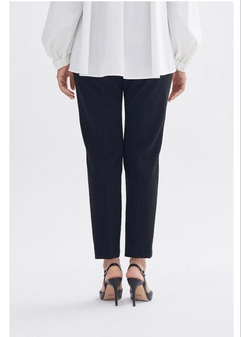 美品⭐︎yori セレモニーピンタックパンツ➕　ブラック　サイズ36