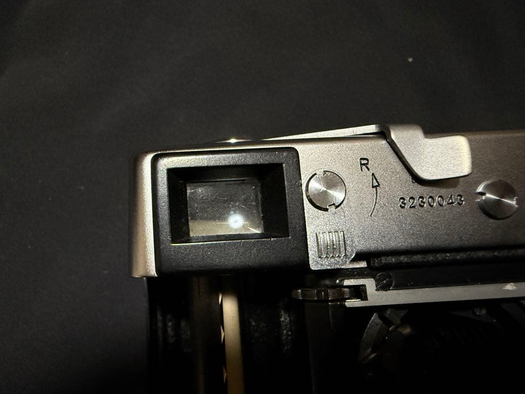 Rollei 35 ストラップ　ケース付属