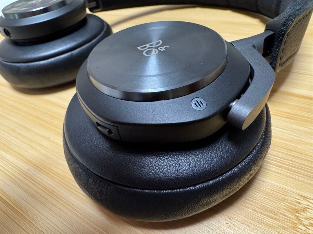 Bang & Olufsen Beoplay H9 ブラック