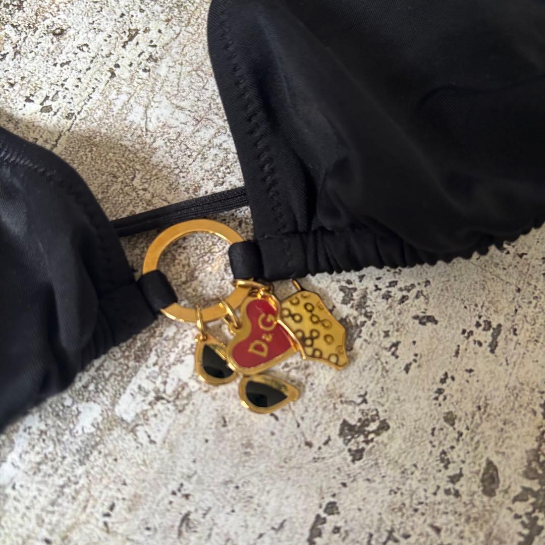 【新品タグ付き】D&G ドルチェ&ガッバーナ チャーム付き ビキニ 水着