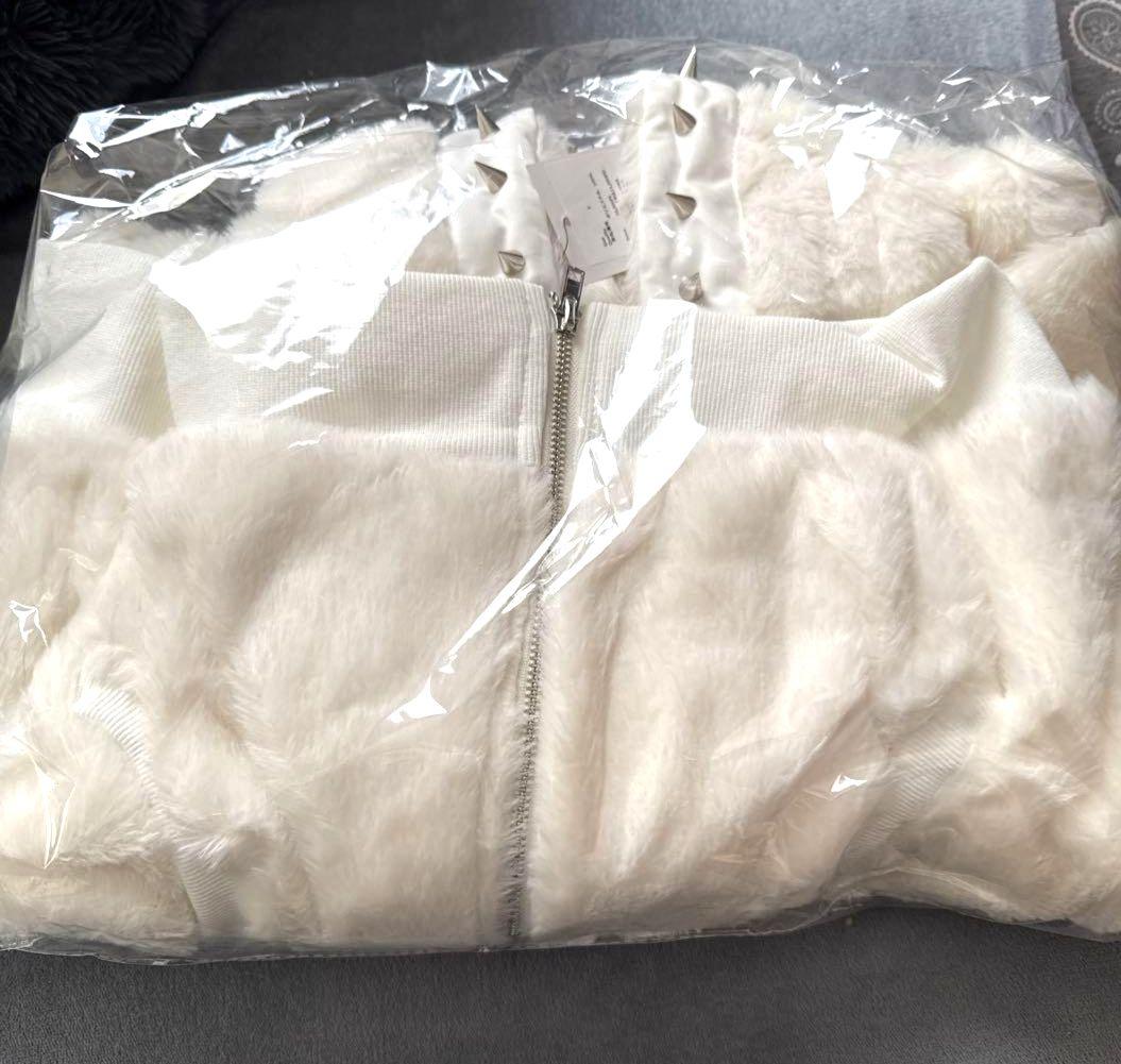 新品♥未開封KRYCLOTHING 耳付きフード パーカー ホワイト♥ラス1