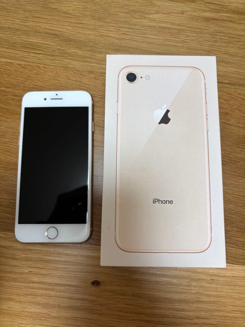 iPhone 8 64GB SIMフリー バッテリー 76%