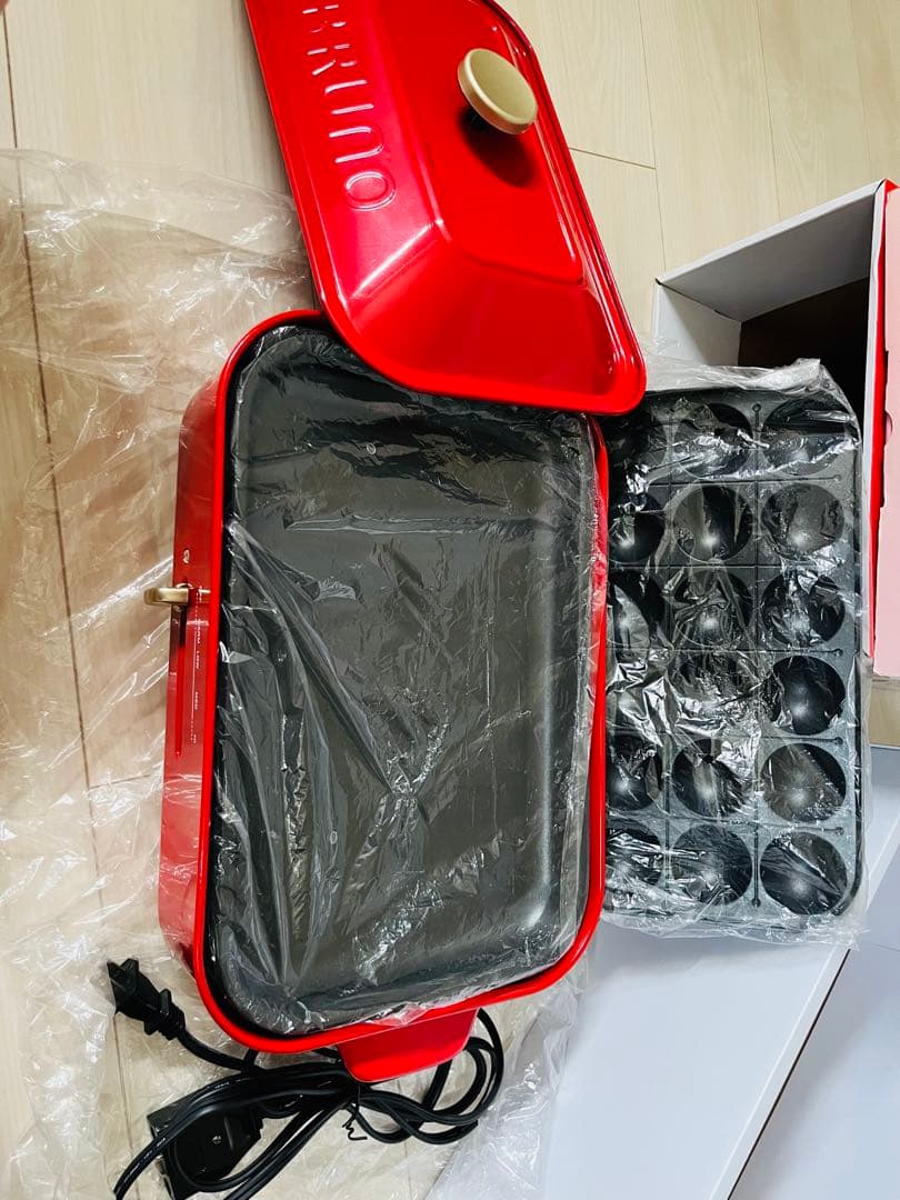 ブルーノ　ホットプレートたこ焼き器セラミック鍋付き
