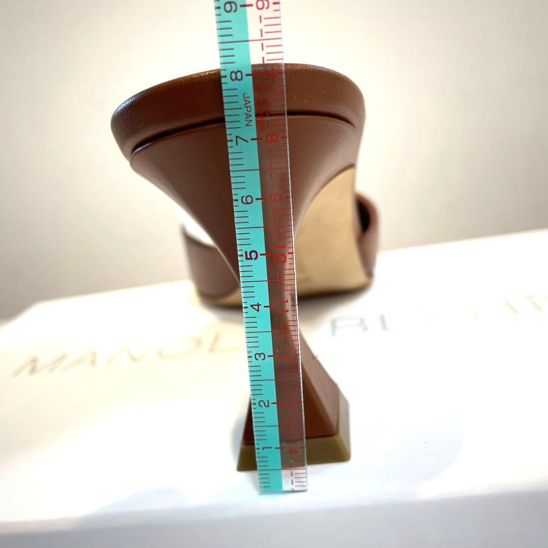 MANOLO BLAHNIK［未使用］希少 JADARONA ブラウンミュール