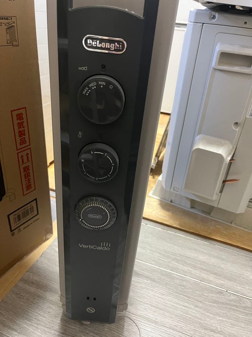 DeLonghi オイルヒーター RHJ21F0812-GY