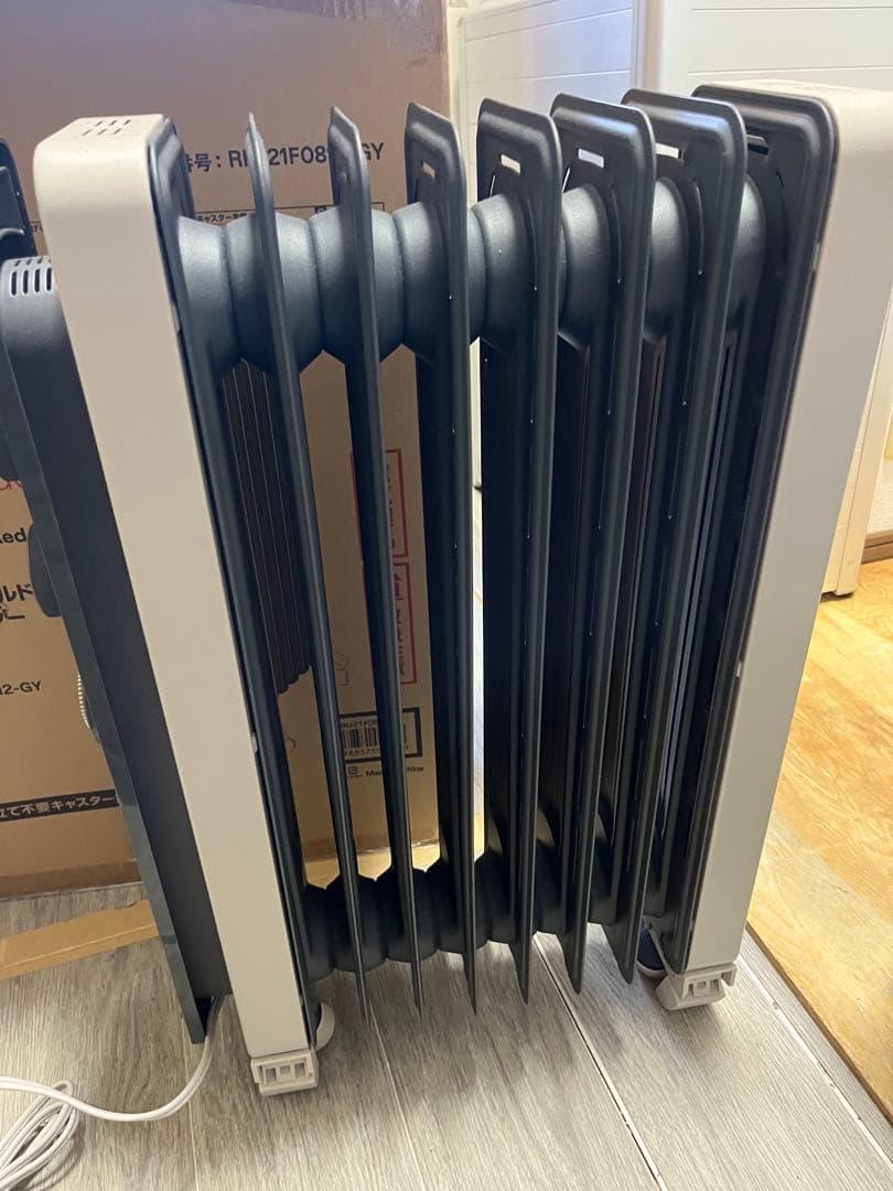 DeLonghi オイルヒーター RHJ21F0812-GY