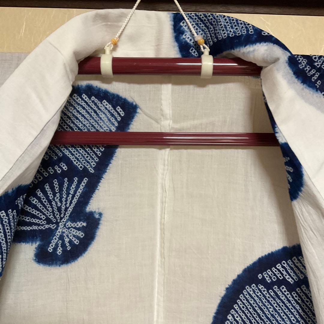 【ビンテージ　美品】絞り柄　浴衣　白地に扇