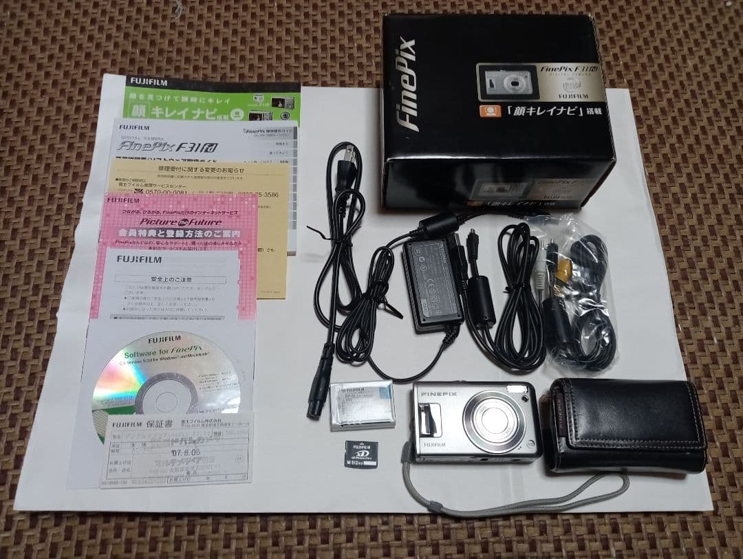 【動作品】FUJIFILM FinePix F31fd デジタルカメラ