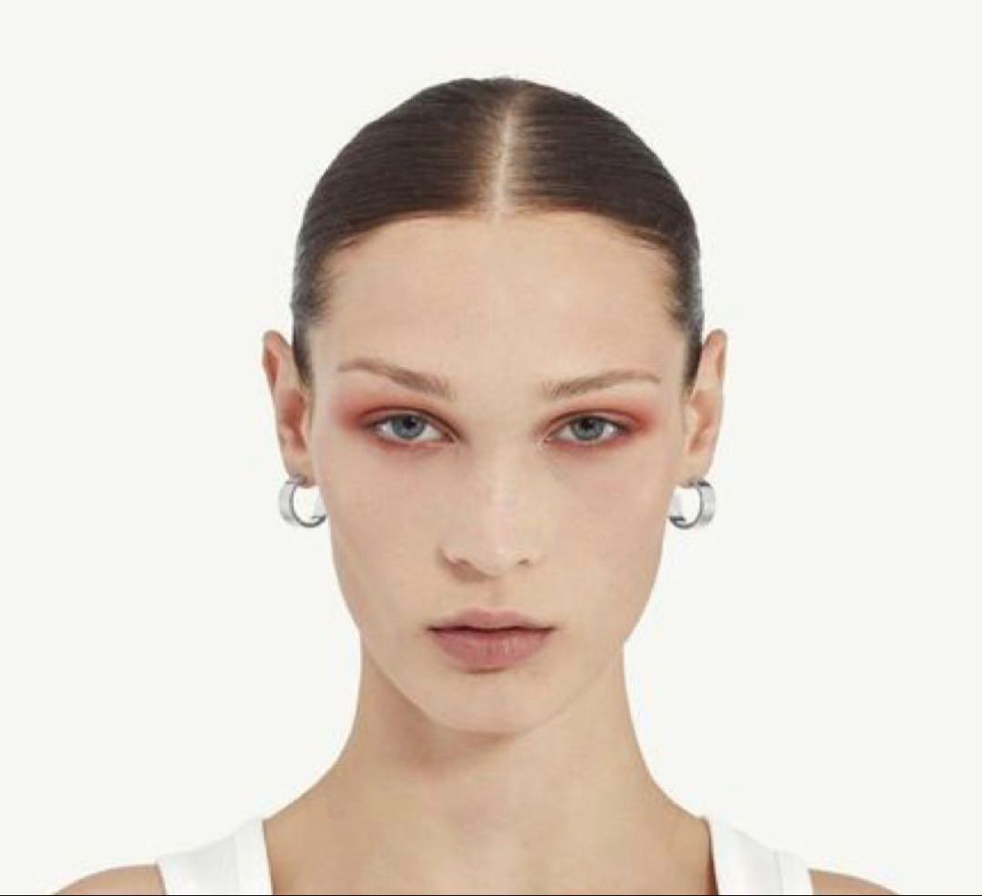 「新品」メゾンマルジェラMM6 ピアス