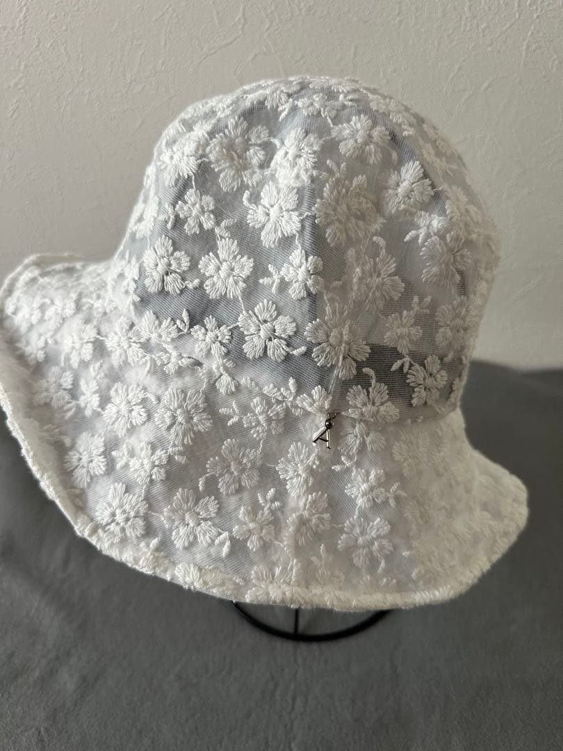 【新品】アンテプリマ　ハット　白