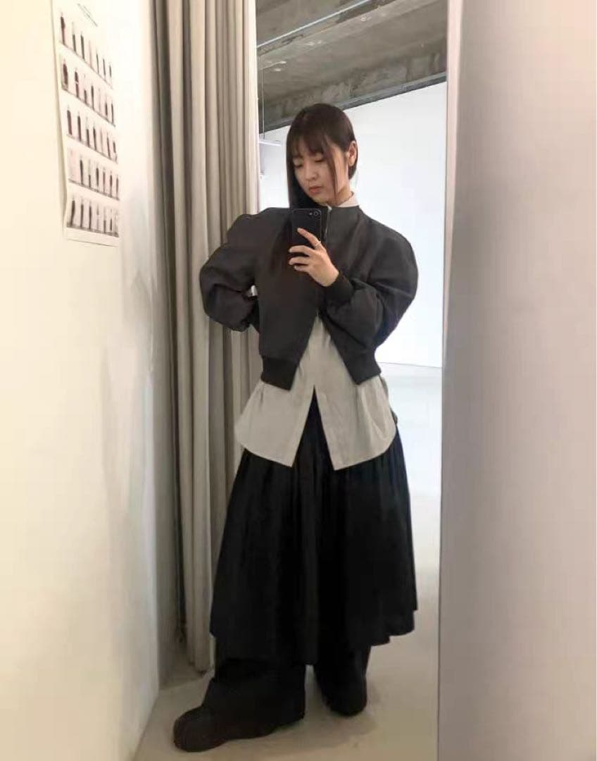 AMOMENTO ブラック フレアスカートパンツ ガウチョパンツ 25SS