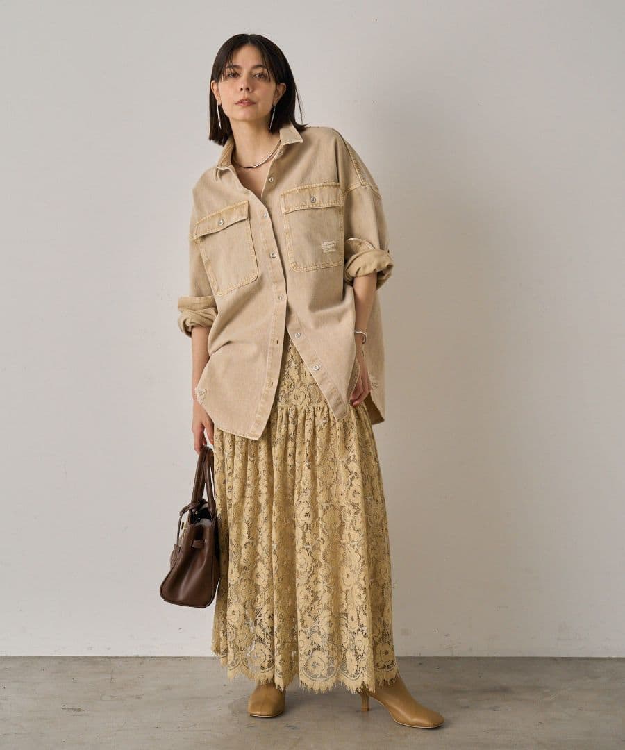 【Loungedress】ダメージデニムシャツ　ベージュ Sサイズ