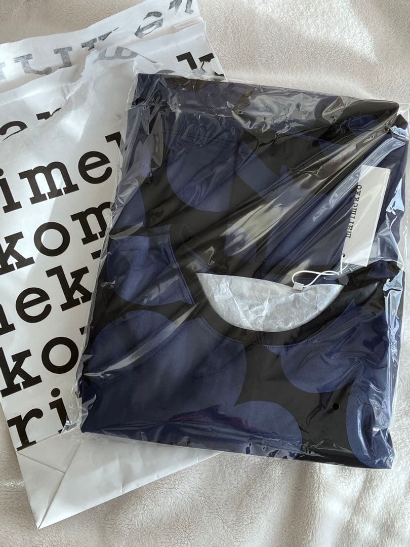 【新品】マリメッコLehtokieloウニッコワンピース Lネイビー×ブラック