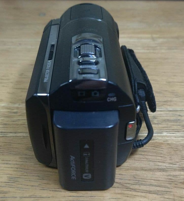 SONY HANDYCAM HDR-PJ590　SD付