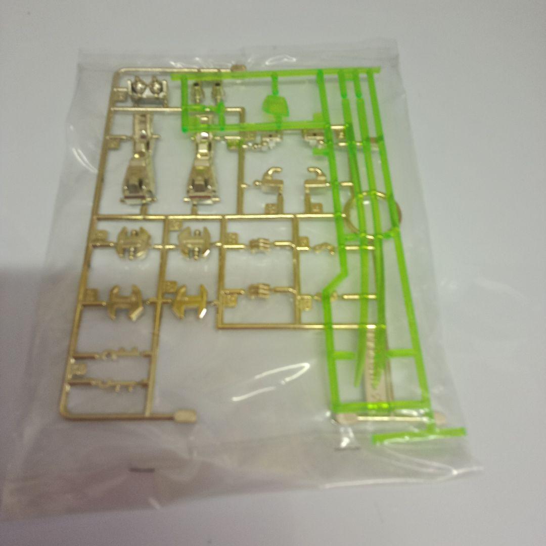 GOLDガンダム 非売品 プラモデル✨