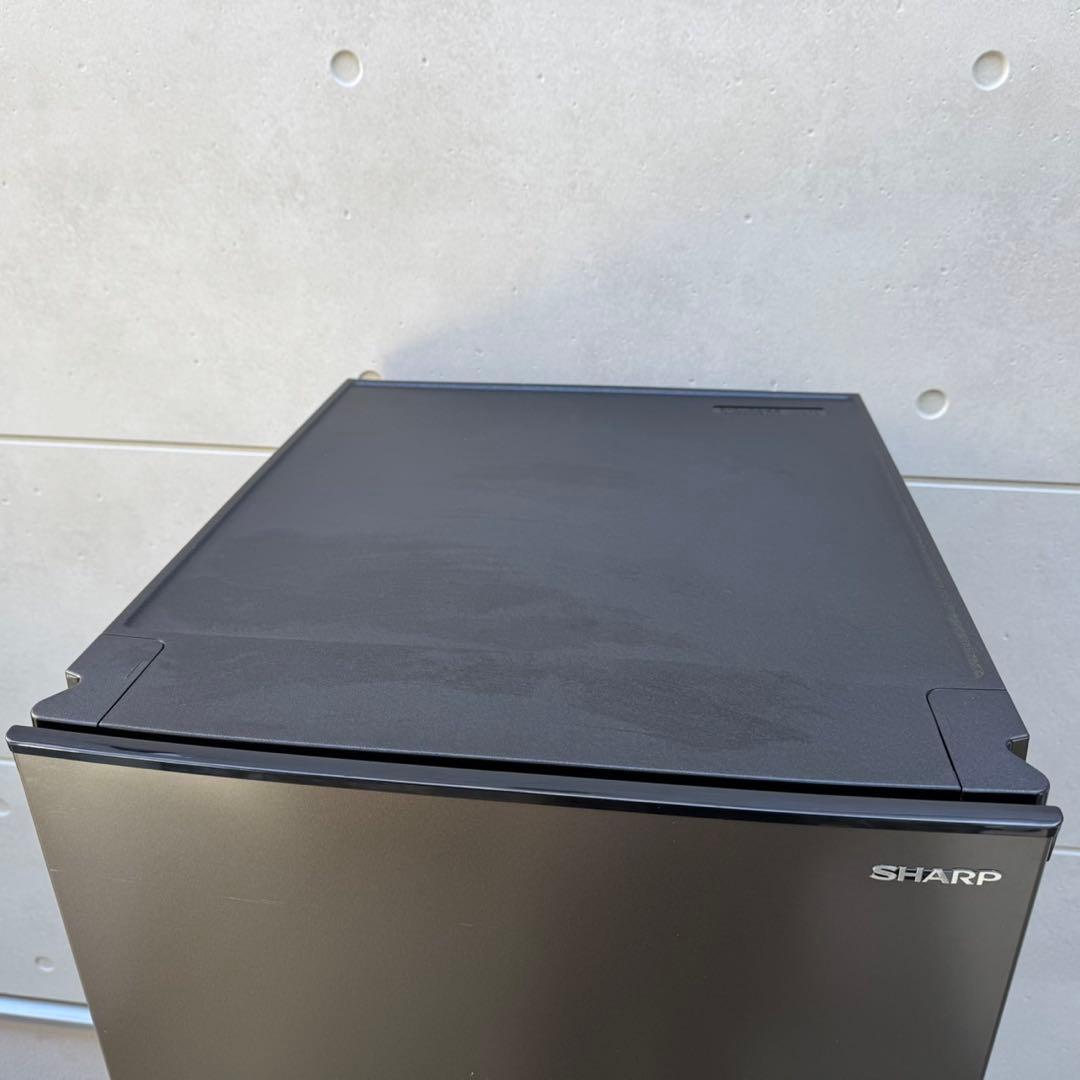 230⭐️2024年製美品★シャープ　冷蔵庫　右、左開き　一人暮らし