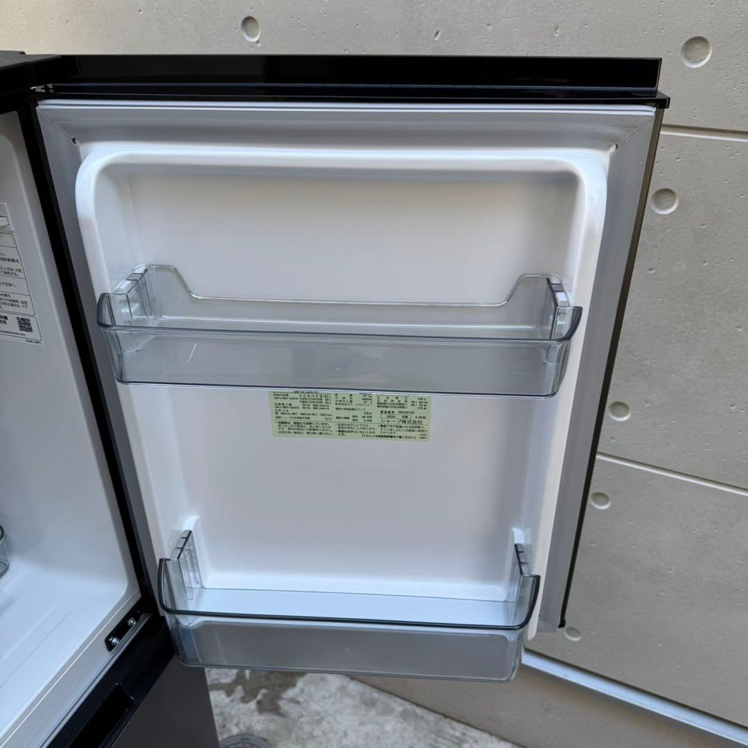 230⭐️2024年製美品★シャープ　冷蔵庫　右、左開き　一人暮らし