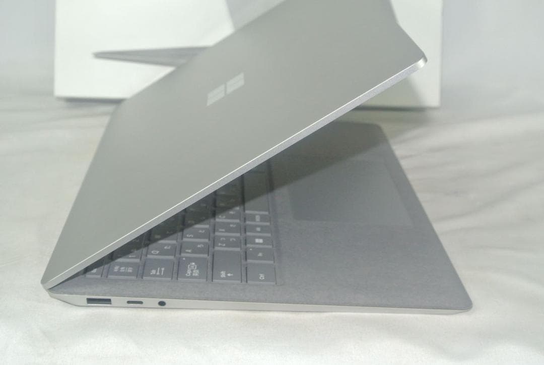 SurfaceLaptop5 R2I-00020(R1S-00020の展示モデル