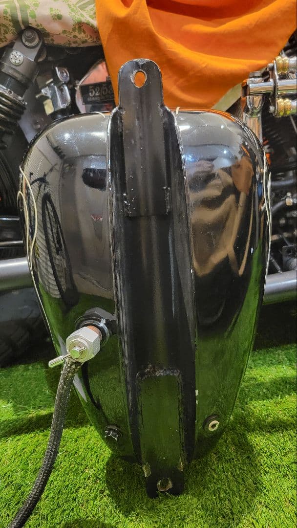 ハーレー ショベル ガソリンタンク リアフェンダータンク内錆無し