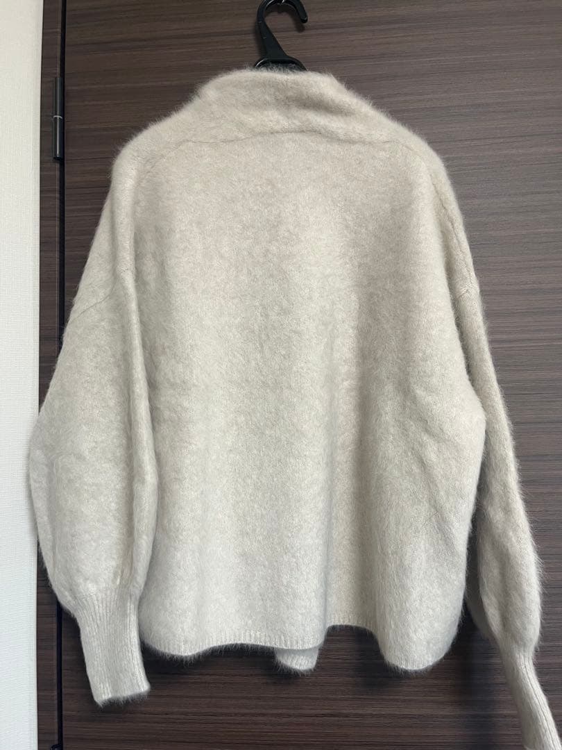 NOBLE 2025 FOX/Caファーニットカーディガン　ベージュ