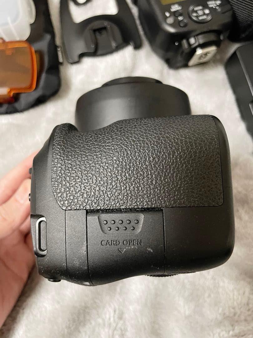 デジタルカメラ Canon EOS 6D Mark2