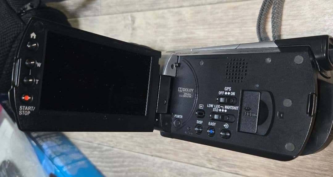 k*7様 SONY HDR-XR500V ビデオカメラ本体 付属品付き