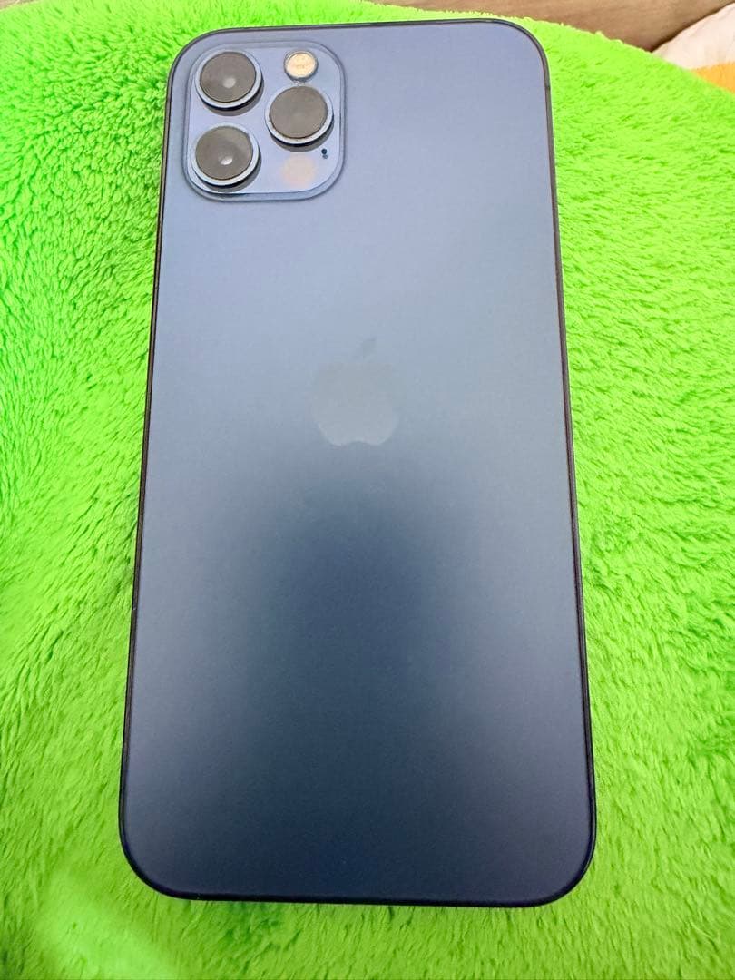 G*i様 Apple iPhone 12 Pro 本体 青色