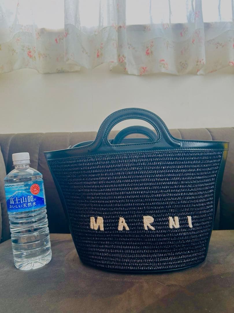 /MARNI ブラック かごバッグ/限定値下げ