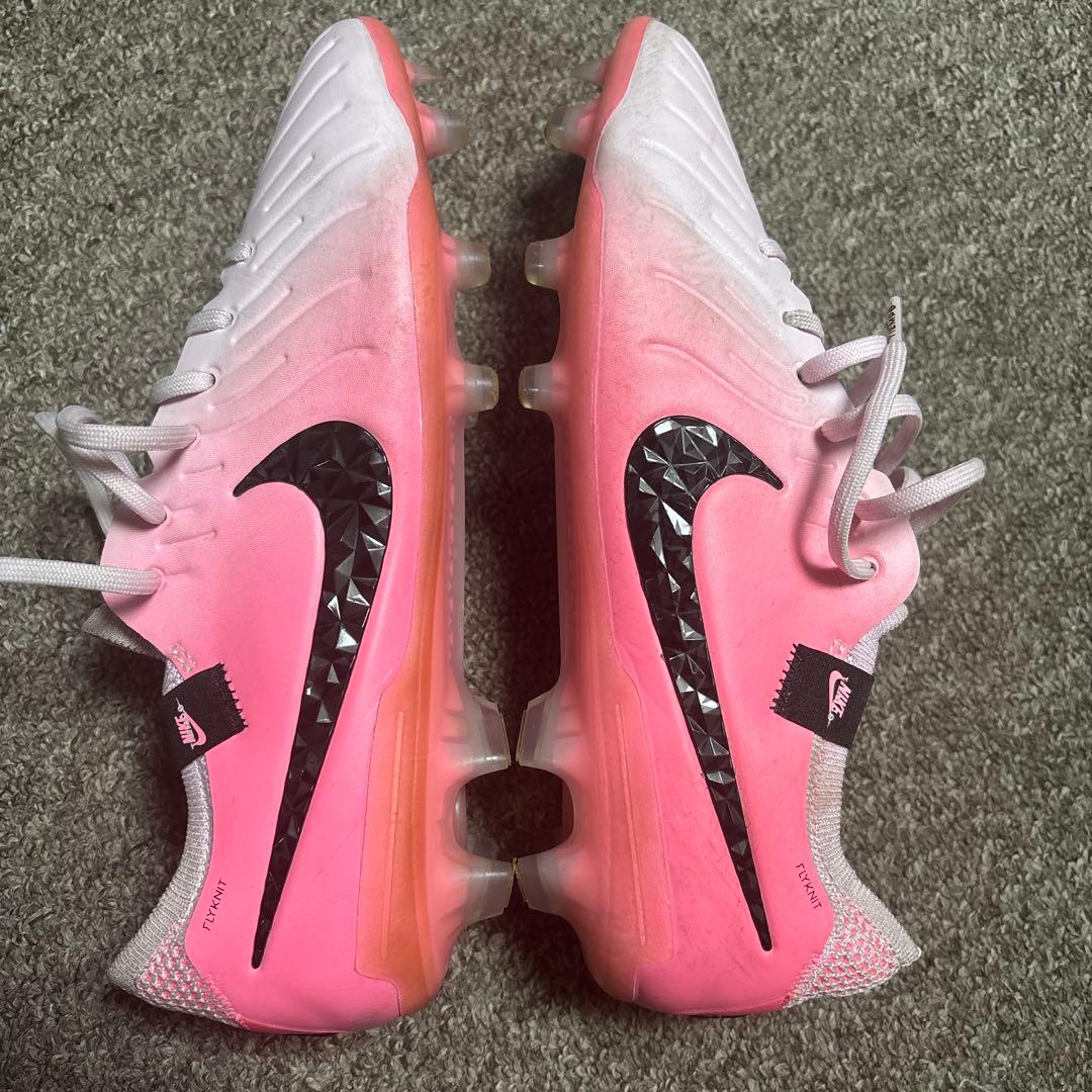 NIKE ティエンポ　FG