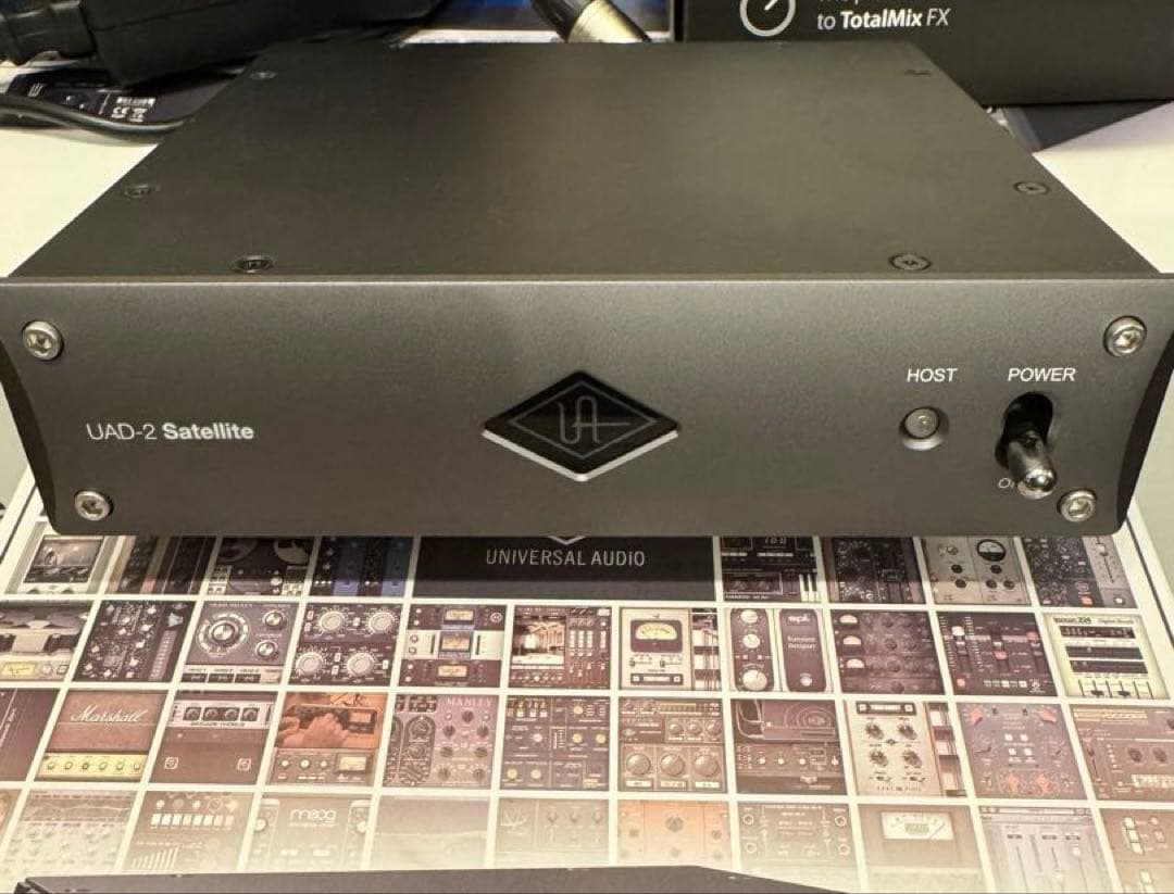 Thunderboltケーブル付き UAD2 SATELLITE QUAD