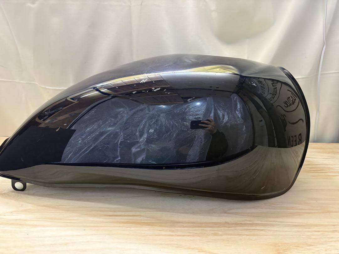 ゼファー750 ガソリン　タンク　燃料タンク