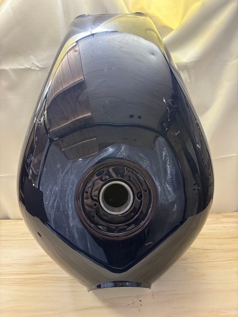 ゼファー750 ガソリン　タンク　燃料タンク