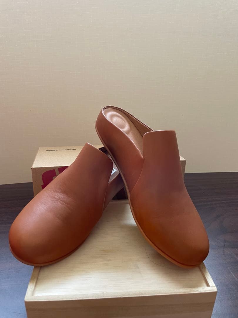 ぺ*け様 【新品未使用】fitflop サボ　レザー　ブラウン　US6 23cm