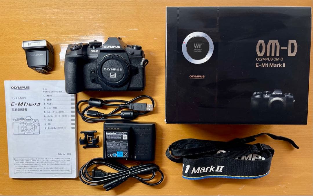 OLYMPUS ミラーレス一眼カメラ OM-D E-M1 MarkII