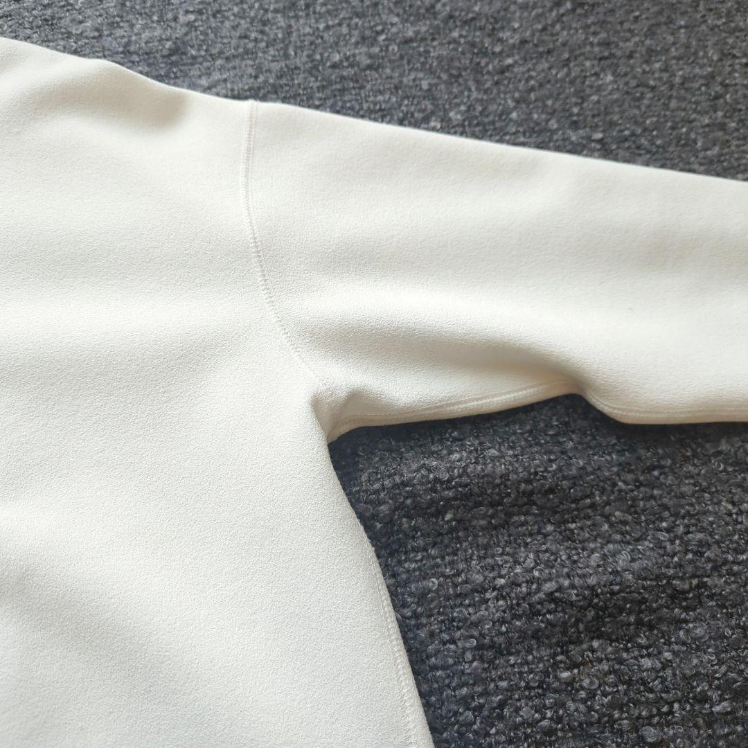 ウィムガゼット　Whim Gazette Vガゼットプルオーバー