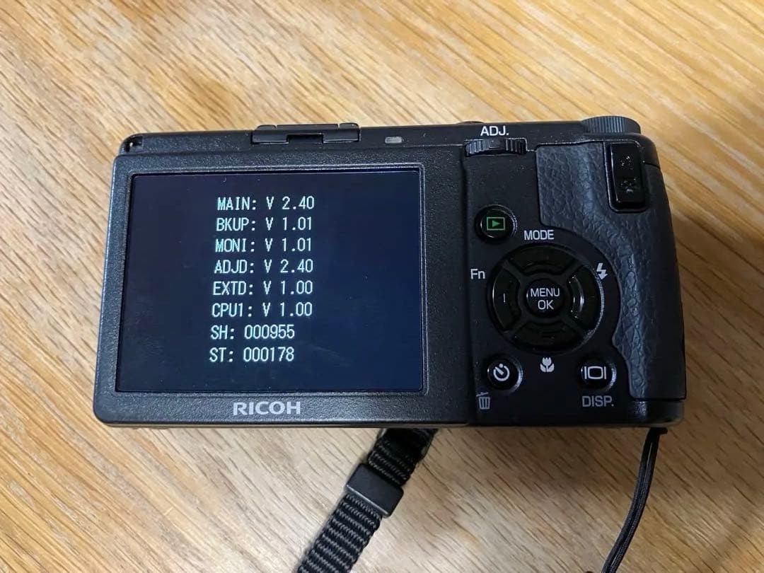 【SH955】RICOH GR DIGITAL 2 CCDセンサー