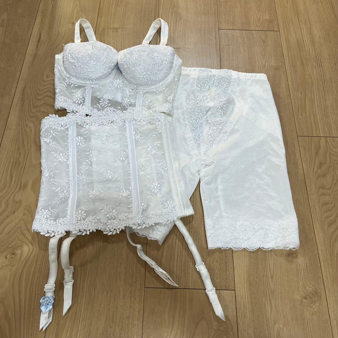 ワコール　ブライダルインナーセット