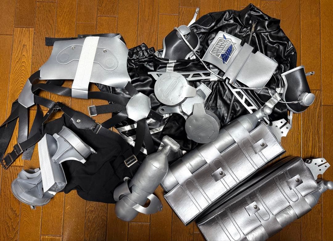 進撃の巨人 ファイナル衣装 新型立体機動装置